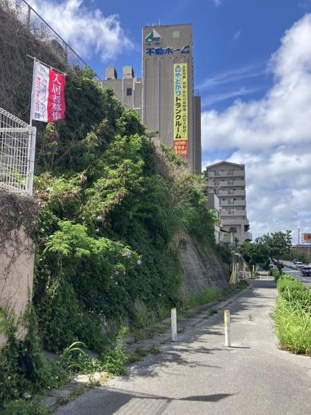 浦添市牧港２丁目の土地