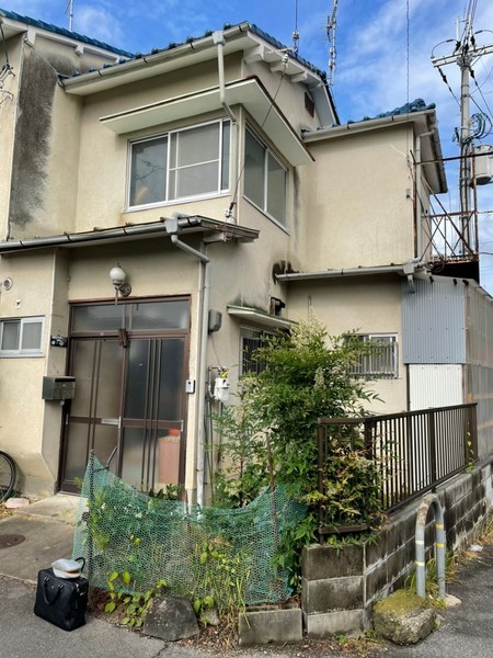 京都市西京区山田弦馳町の中古テラスハウス