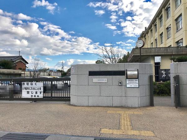 奈良市出屋敷町の中古一戸建て(都南中学校)