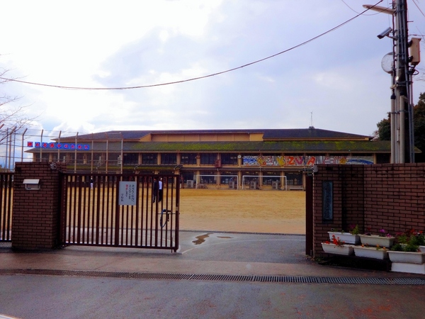 京都市北区西賀茂蟹ケ坂町の新築一戸建(京都市立西賀茂中学校)