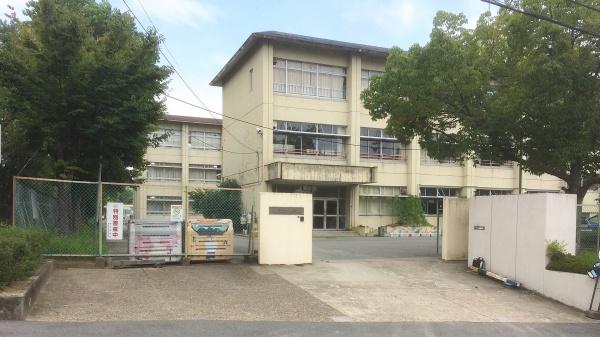 奈良市朱雀1丁目の中古一戸建て(朱雀小学校)