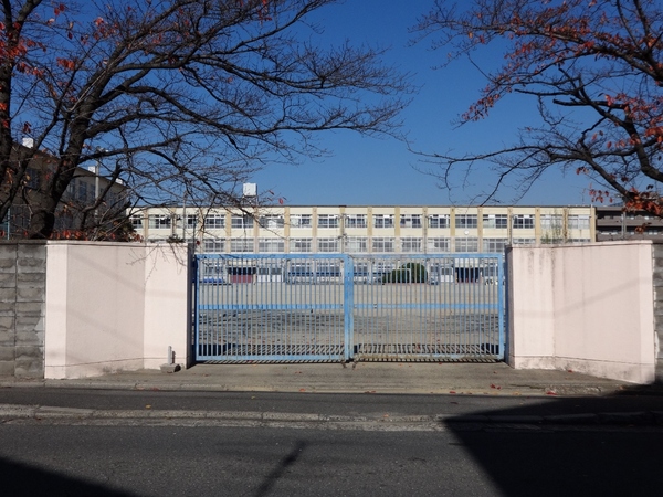 京都市北区紫竹下芝本町の中古一戸建て(京都市立紫竹小学校)