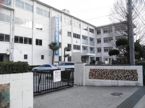 奈良市三松２丁目の中古一戸建て(富雄中学校)