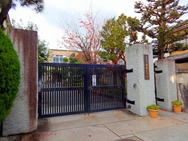 京都市北区紫野泉堂町の新築一戸建(京都市立待鳳小学校)