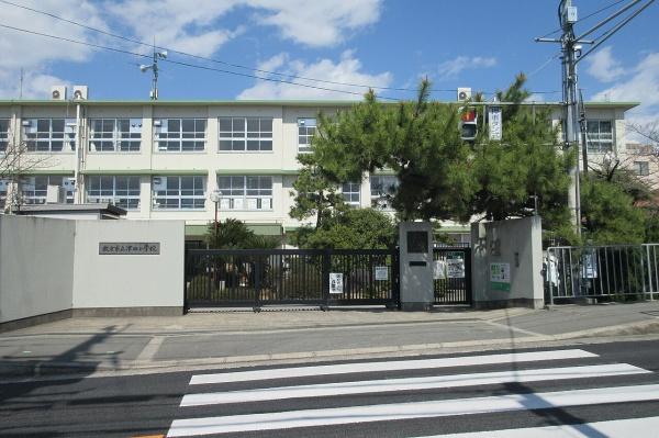枚方市大峰元町１丁目の中古一戸建て(津田小学校)