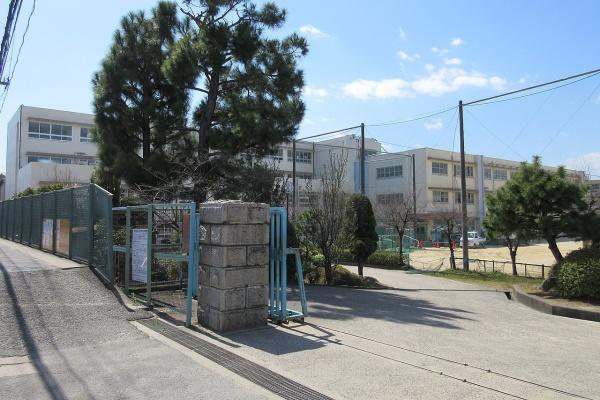 枚方市大峰元町１丁目の中古一戸建て(津田中学校)