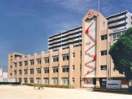 あべのマルシェ西館(大阪市立金塚小学校)