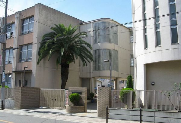 大阪市生野区中川東２丁目の中古一戸建て(大阪市立東生野中学校)