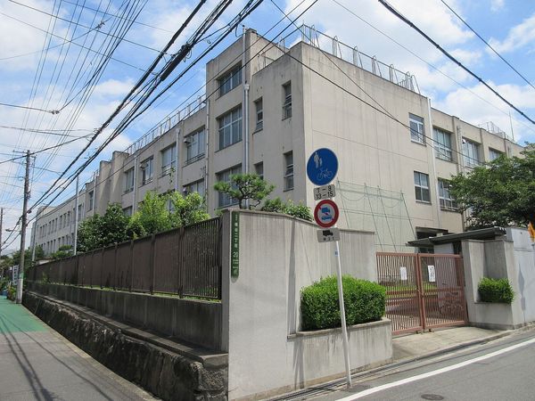 大阪市生野区桃谷3丁目の中古一戸建て(大阪市立鶴橋小学校)