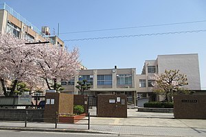 大阪市生野区巽南５丁目の中古一戸建て(大阪市立新巽中学校)