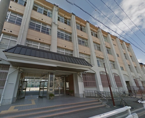 大阪市生野区中川４丁目の中古一戸建て(大阪市立大池中学校)