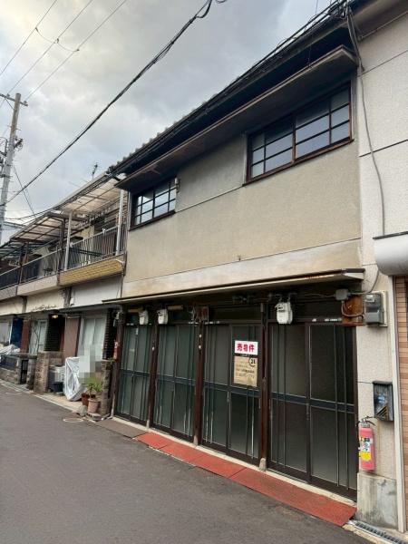 東大阪市吉田１丁目の中古テラスハウス