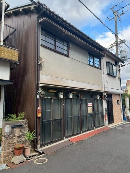 東大阪市吉田１丁目の中古テラスハウス