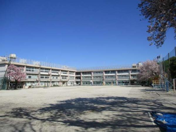 練馬区石神井台8丁目の中古一戸建て(練馬区立石神井台小学校)