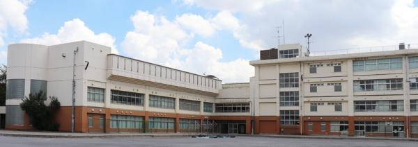 川崎市宮前区東有馬1丁目の中古一戸建て(川崎市立宮崎中学校)