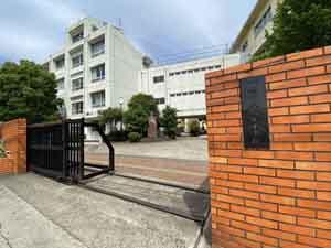 川崎市宮前区神木本町5丁目の中古一戸建て(川崎市立向丘中学校)