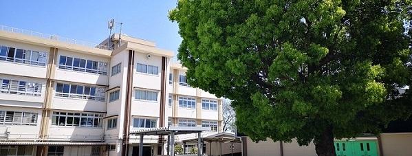 川崎市宮前区南野川２丁目の中古一戸建て(川崎市立南野川小学校)