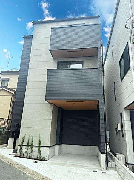 川崎市宮前区南平台の中古一戸建