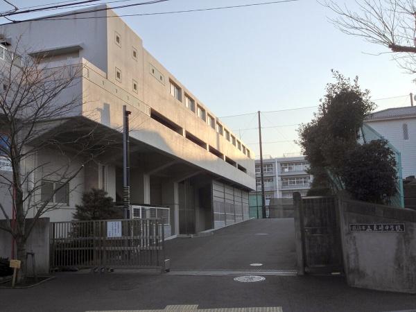 横浜市保土ケ谷区桜ケ丘２丁目の中古一戸建て(岩崎中学校)