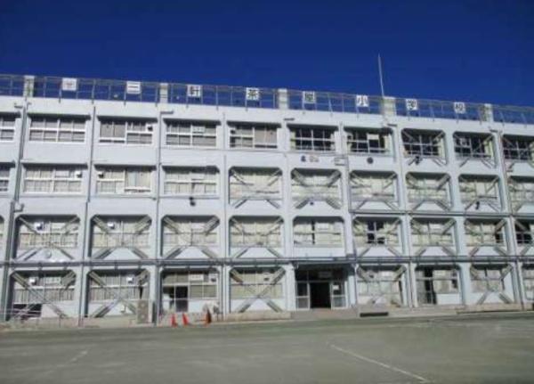 世田谷区上馬2丁目の中古一戸建て(世田谷区立三軒茶屋小学校)