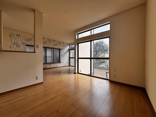 八街市文違の中古一戸建