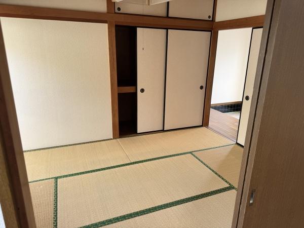 茂原市粟生野の中古一戸建て