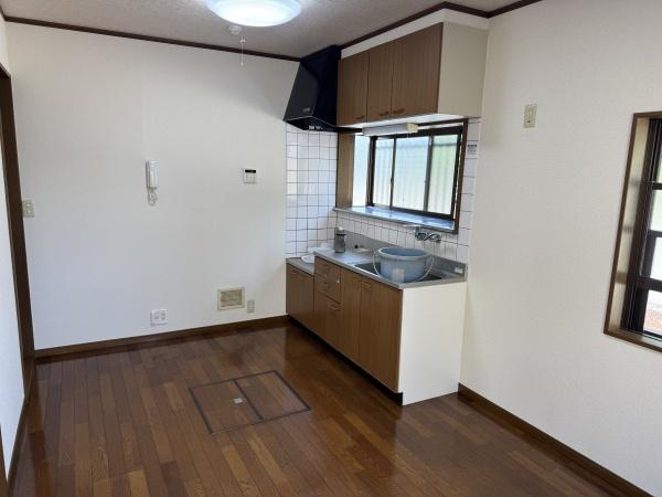 茂原市粟生野の中古一戸建て