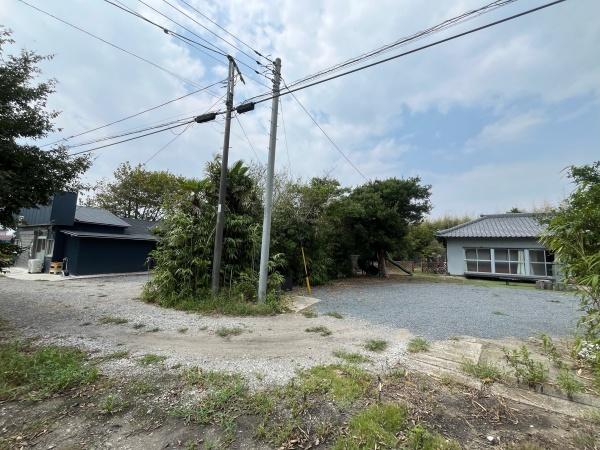 山武市蓮沼ロの中古一戸建て(前面道路含む現地写真)
