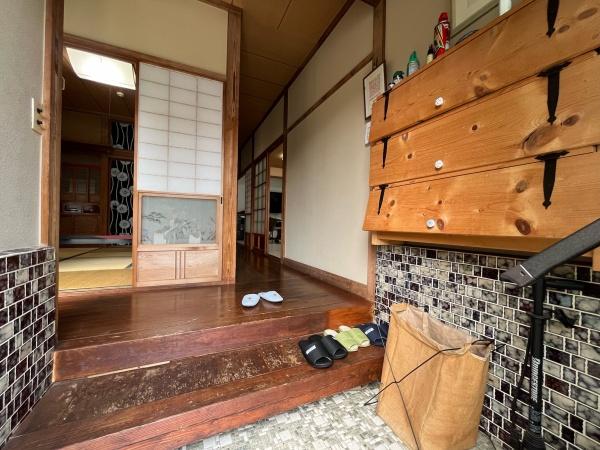 山武市蓮沼ロの中古一戸建て(玄関)