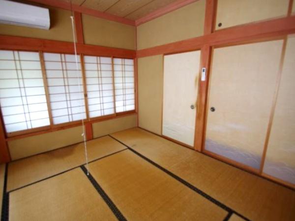 山武市松尾町借毛本郷の中古一戸建て