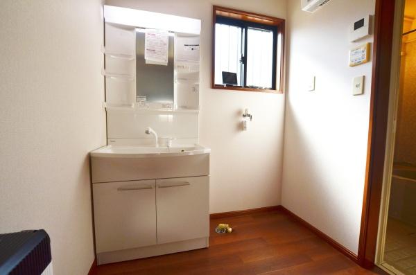 八街市八街ろの中古一戸建て