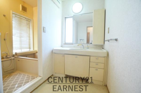 八街市八街ろの中古一戸建て