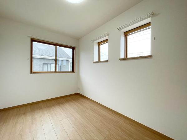 八街市八街ほの中古一戸建て