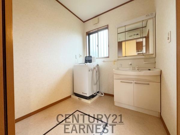 東金市上武射田の中古一戸建