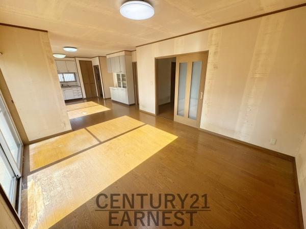 東金市南上宿の中古一戸建て(リビング)