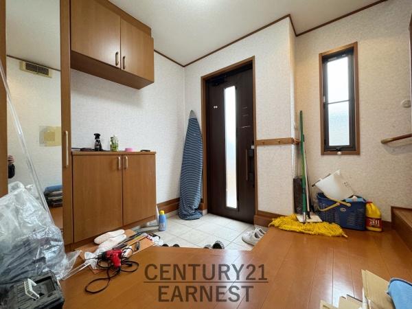 東金市田間3丁目の中古一戸建て(玄関)