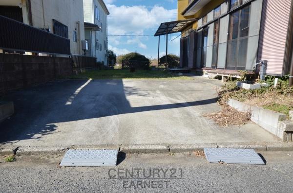 長生郡白子町五井の中古一戸建て(駐車場)