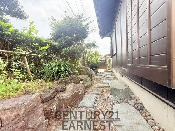 茂原市中の島町の中古一戸建て