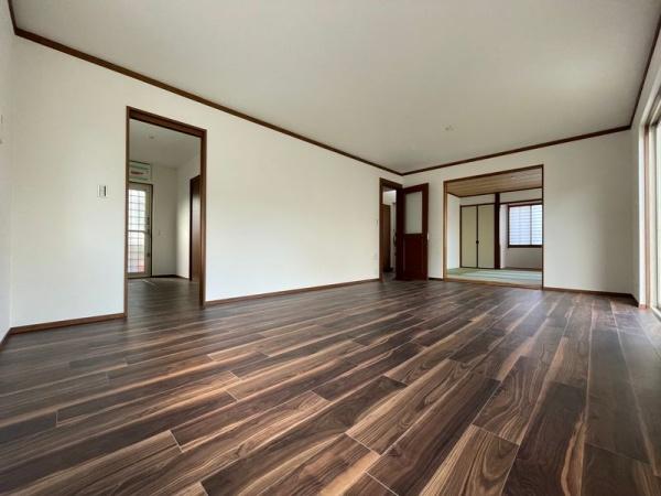 東金市季美の森東１丁目の中古一戸建