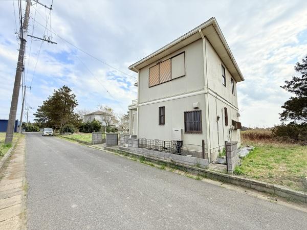 山武市松尾町借毛本郷の中古一戸建て