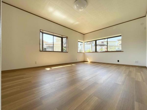 八街市八街ほの中古一戸建て