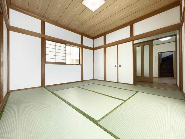 八街市八街ほの中古一戸建て