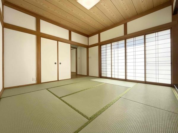 八街市八街ほの中古一戸建て