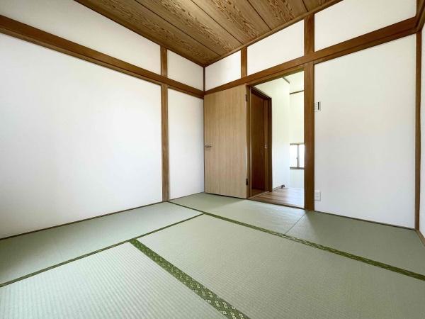 八街市八街ほの中古一戸建て