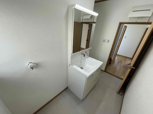 八街市八街ほの中古一戸建て