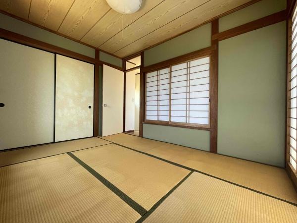 八街市八街ほの中古一戸建て