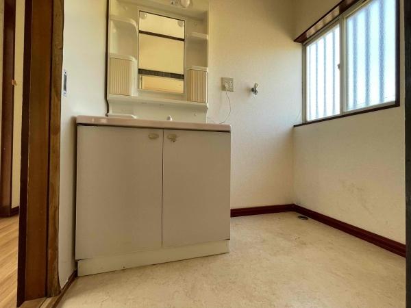 八街市八街ほの中古一戸建て