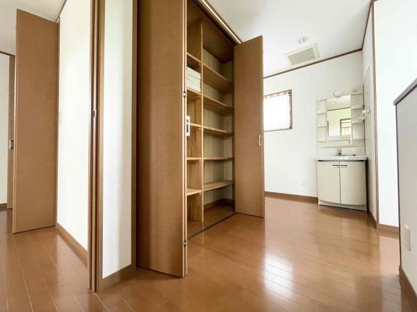 八街市八街への中古一戸建て