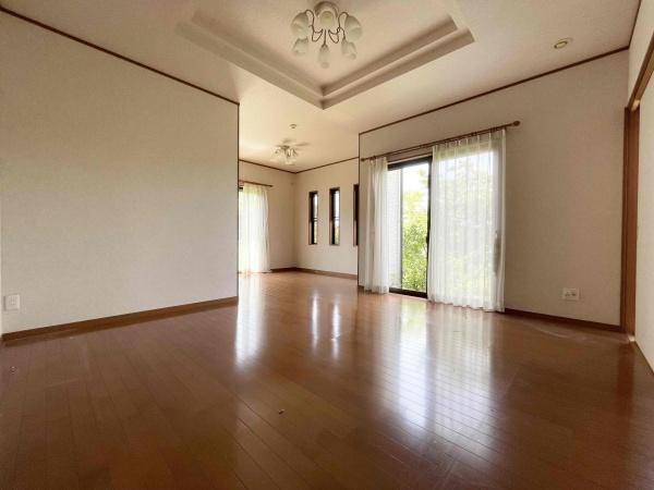 八街市八街への中古一戸建て