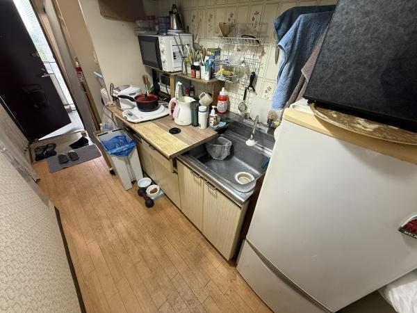 フラワーパレス白子1404号室